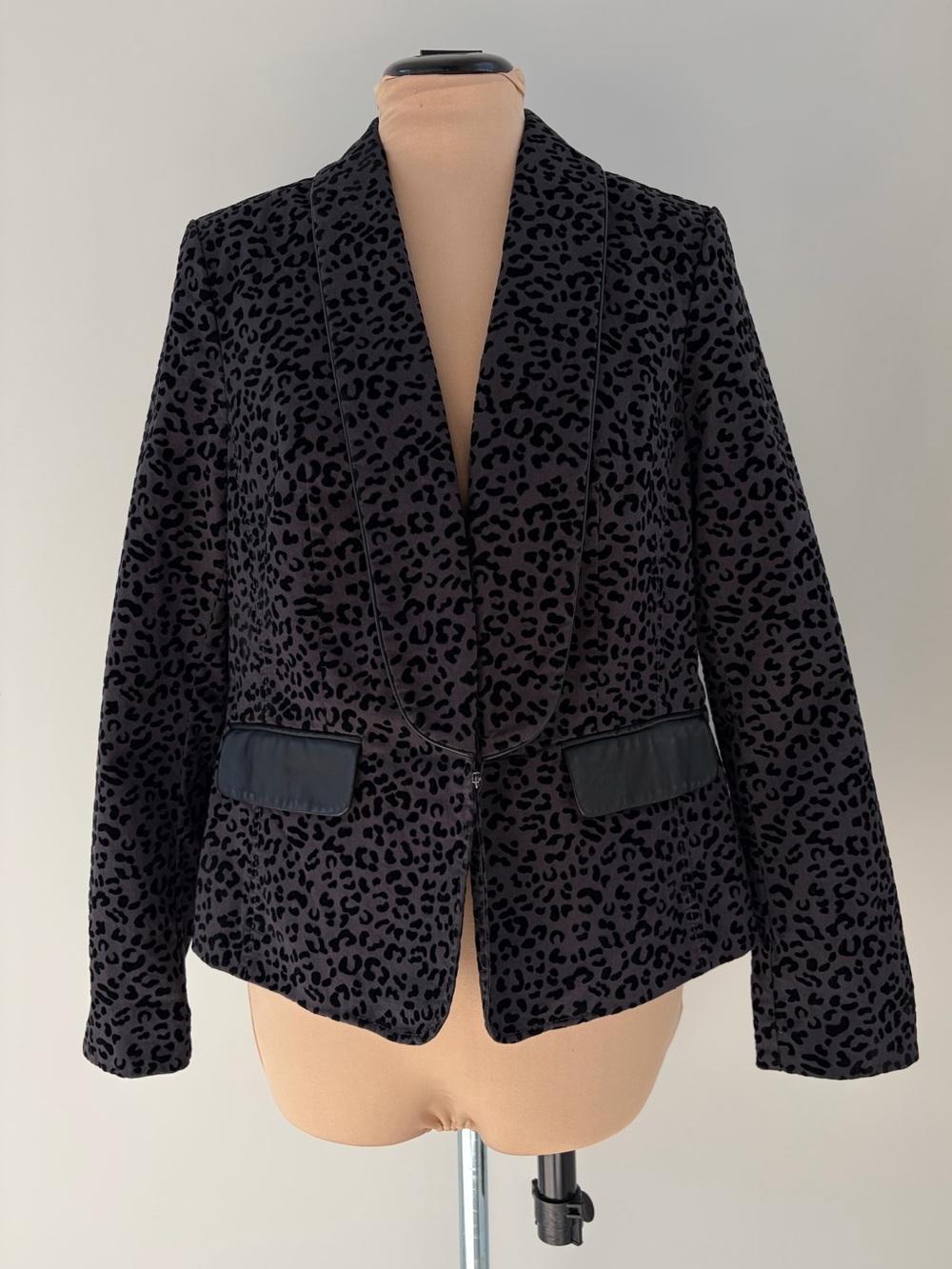 Olsen Europe Black Velvet Animal Print Blazer Jacket | Size M/10